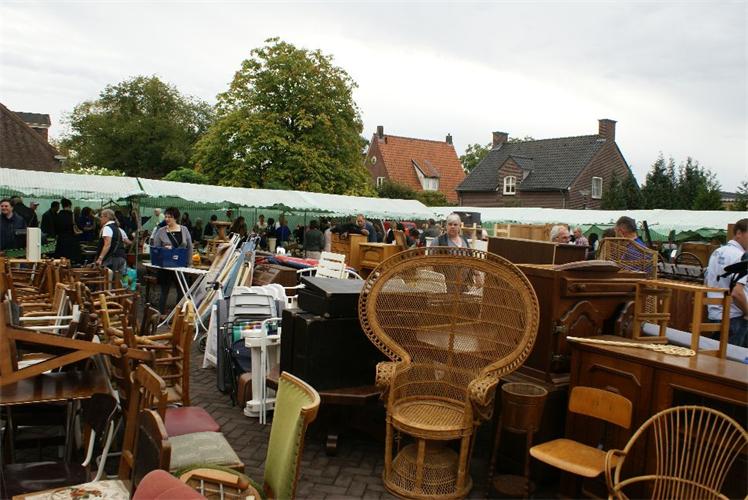 2011-09-11 Rommelmarkt