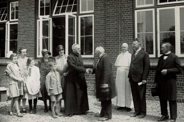 De oude schoenendoos